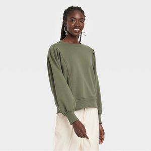 Target a new day Olive Green Fleece Sweatshirt Size Medium. NWT.